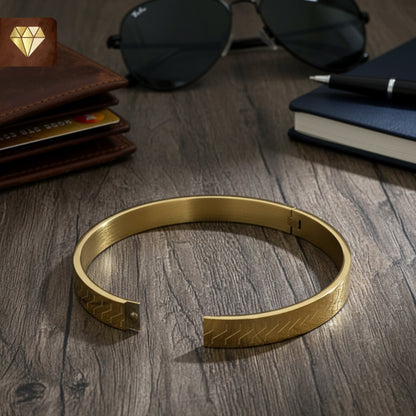 Geometric Engraved Gold Kada for Men – Modern Bracelet Kada