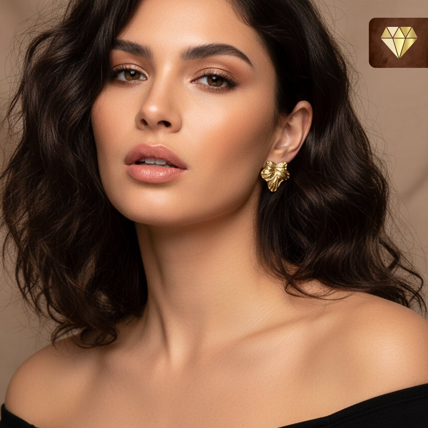 Gold Leaf Stud Earrings - Nature-Inspired Minimalist