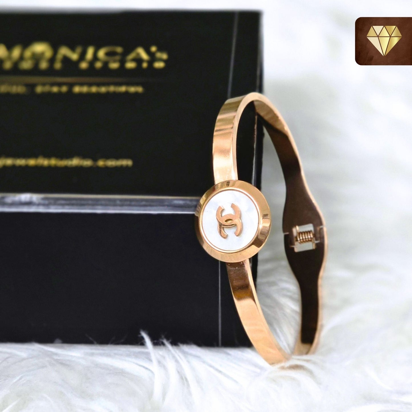 Rose Gold-Plated Minimalist Kada Bracelet with Enamel Round