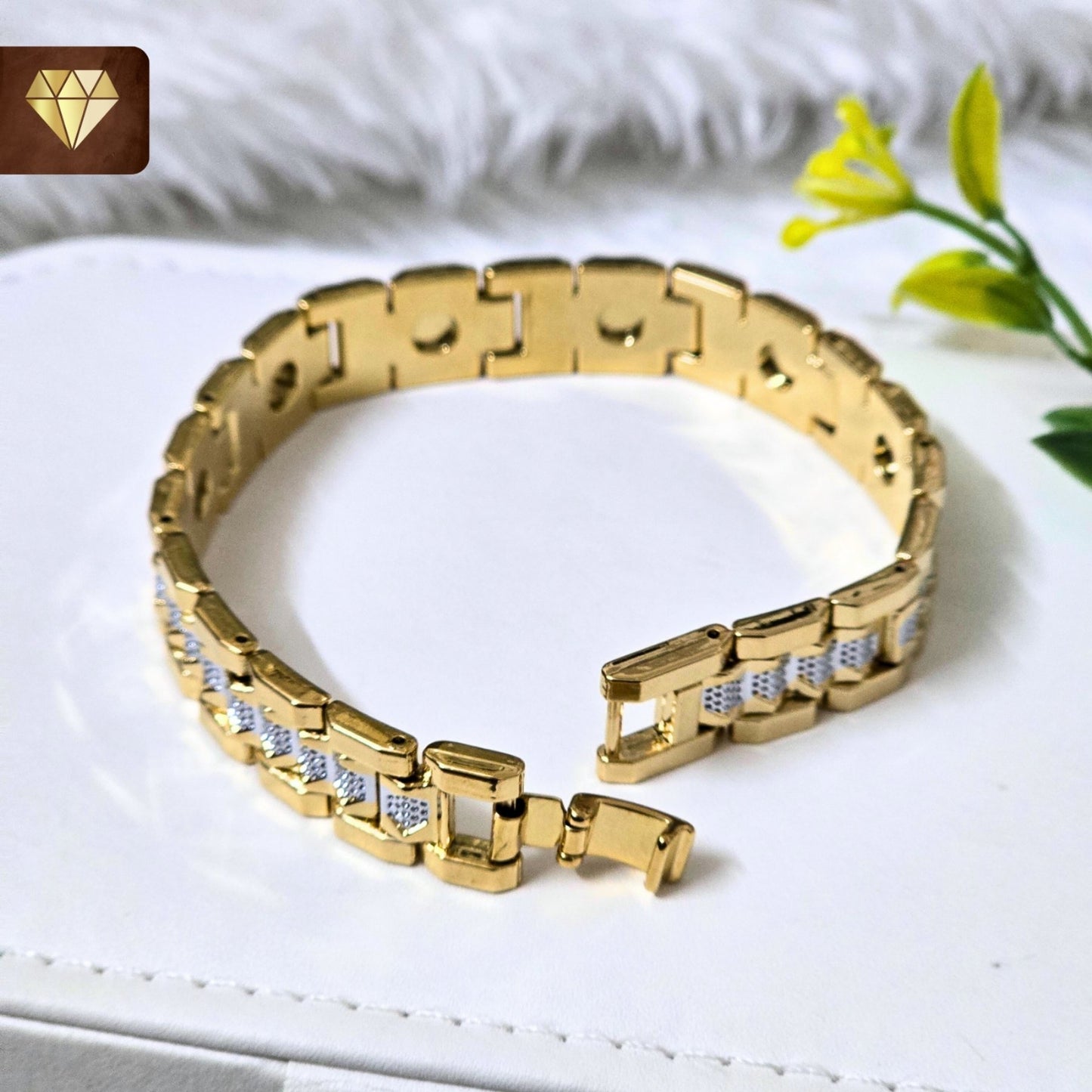 Men’s Gold Chain Bracelet with Silver Accents – Luxury Style