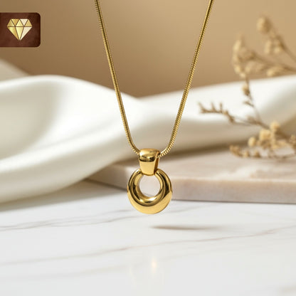 Minimalist gold-plated donut circular pendant necklace with smooth high-polish finish for women