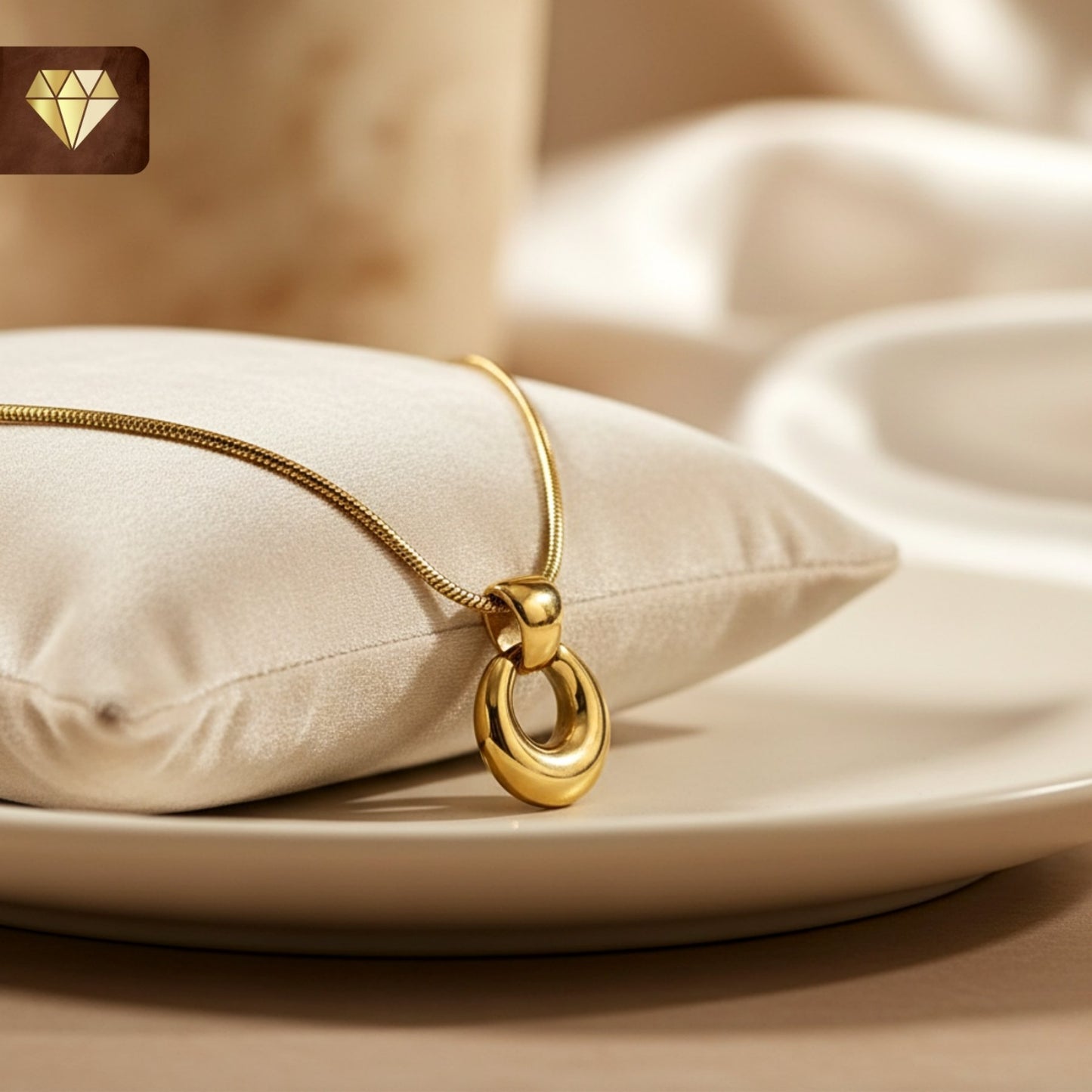 Minimalist gold-plated donut circular pendant necklace with smooth high-polish finish for women